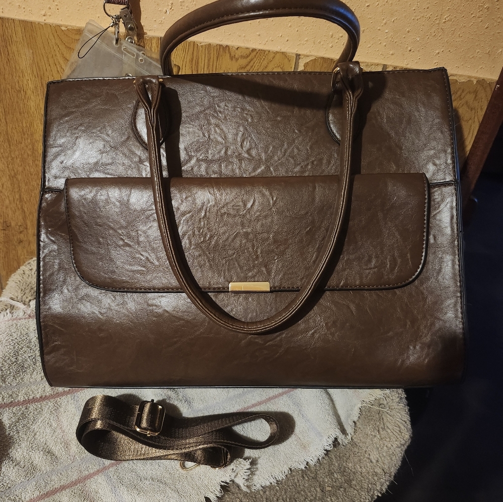 Tote - Picture 2 of 5